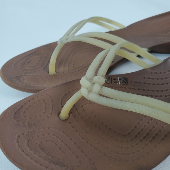 CROCS Lightweight Comfortable Thong Sandals Sz 7 - Picture 7 of 10